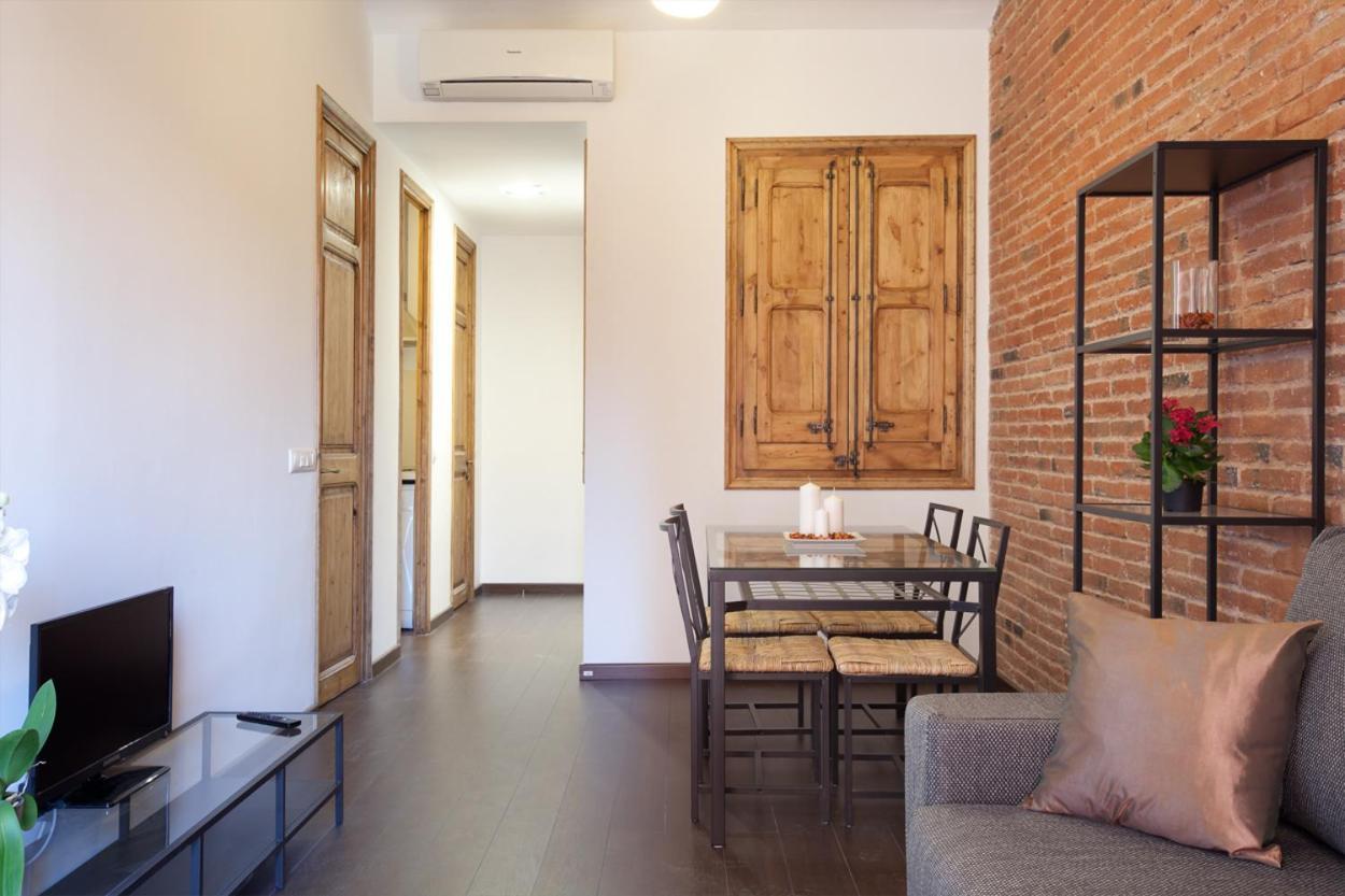 2-Bedroom Apartment For Families Barcelona Eksteriør bilde