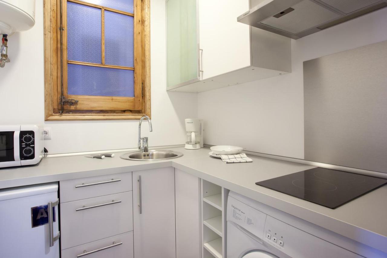 2-Bedroom Apartment For Families Barcelona Eksteriør bilde